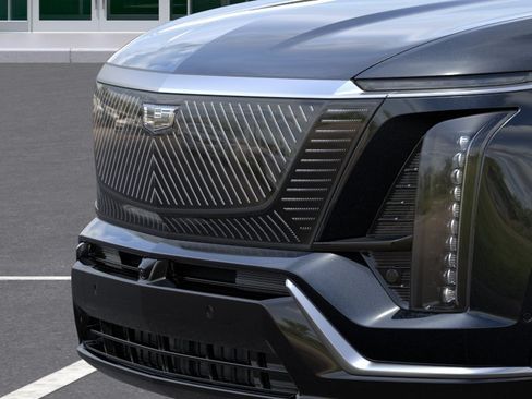 New 2027 Cadillac Vistiq Luxury w/ LPO, Floor Liner Package AWD/4WD image 13