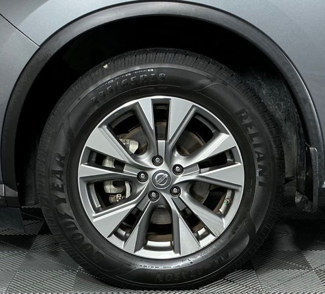 Used 2017 Nissan Murano SL w/ SL Technology Package FWD image 12