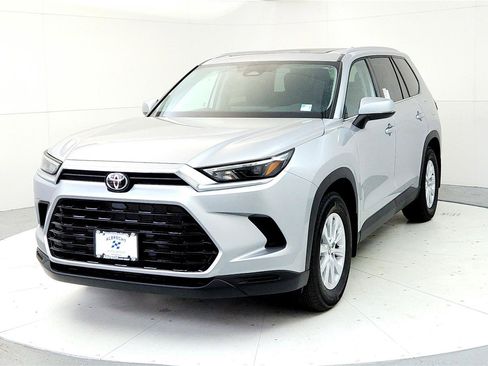 New 2026 Toyota Grand Highlander AWD image 2