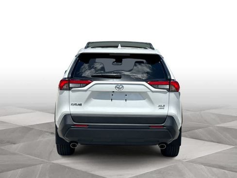 Used 2025 Toyota RAV4 XLE Premium AWD/4WD image 7