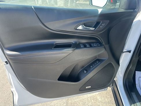 Used 2019 Chevrolet Equinox Premier image 11