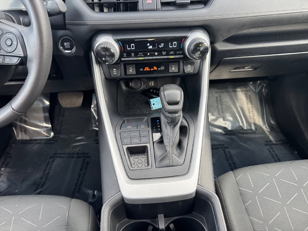 Used 2024 Toyota RAV4 XLE w/ Convenience Package AWD/4WD image 11