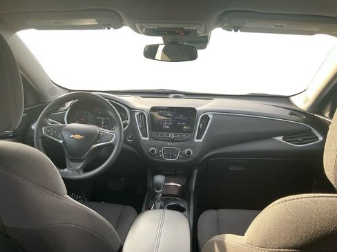Used 2024 Chevrolet Malibu LT image 21