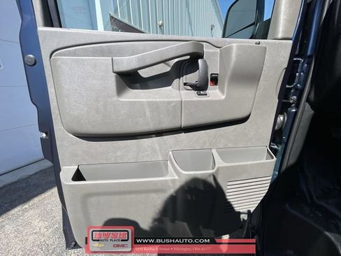 New 2025 Chevrolet Express 3500 w/ Driver Convenience Package image 20