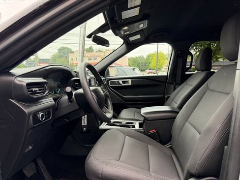 Used 2024 Ford Explorer 4WD Police Interceptor image 17
