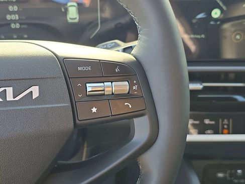 New 2026 Kia Sportage SX image 36