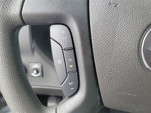 New 2025 Chevrolet Express 2500 Work Van w/ Driver Convenience Package image 11