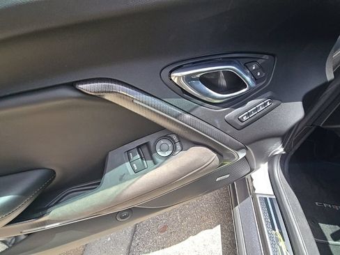 Used 2020 Chevrolet Camaro SS RWD image 15