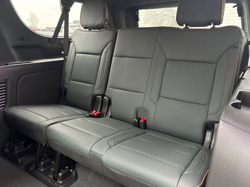 New 2026 GMC Yukon XL AT4 w/ AT4 Premium Plus Package AWD/4WD image 13