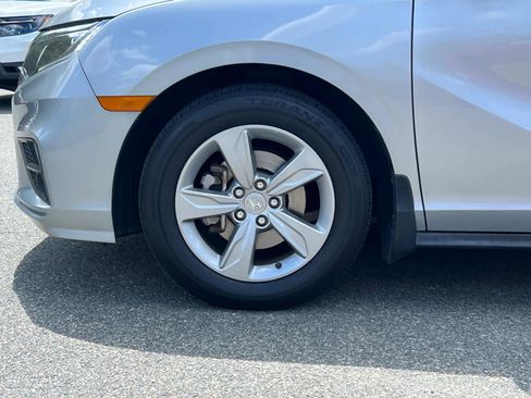 Used 2018 Honda Odyssey EX image 12