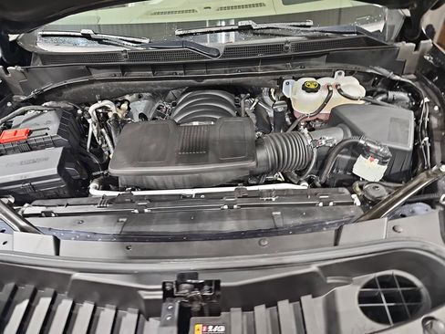 Used 2023 GMC Yukon XL Denali w/ Advanced Technology Package image 38