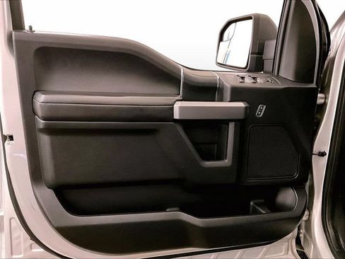 Used 2019 Ford F150 XLT w/ Equipment Group 302A Luxury AWD/4WD image 23