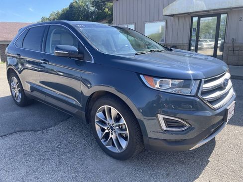 Used 2016 Ford Edge Titanium w/ Technology Package FWD image 3