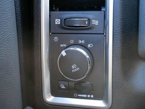 Used 2019 RAM 1500 Classic Warlock w/ Electronics Group image 23