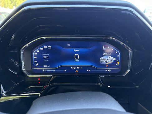 Used 2025 Chevrolet Silverado 1500 High Country image 21