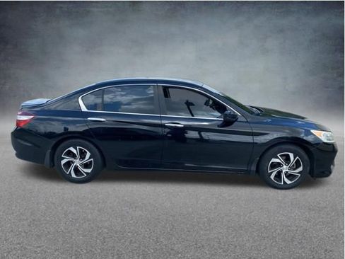 Used 2016 Honda Accord LX image 8
