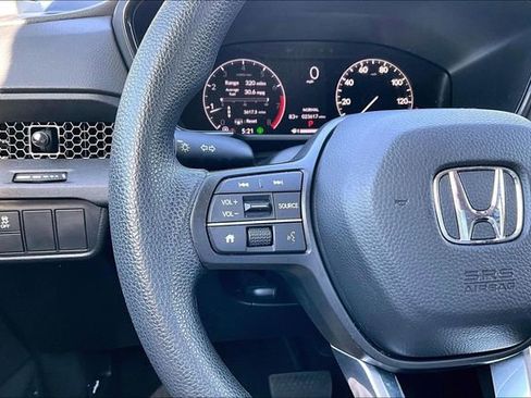 Used 2025 Honda CR-V EX image 11