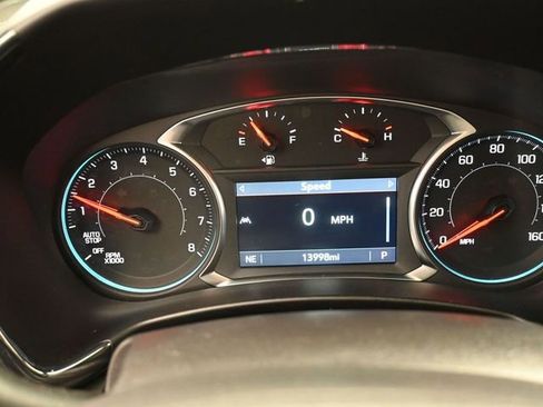 Used 2024 Chevrolet Equinox RS w/ RS Leather Package FWD image 9