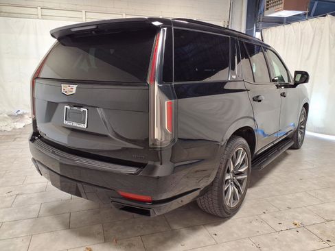 Used 2022 Cadillac Escalade Sport Platinum image 9