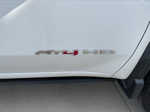 Certified 2025 GMC Sierra 3500 AT4 w/ AT4 Premium Plus Package AWD/4WD image 20