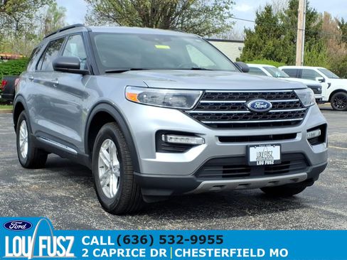 Used 2023 Ford Explorer XLT w/ Equipment Group 202A AWD/4WD image 1