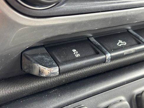 Used 2017 Chevrolet Silverado 1500 LT w/ All Star Edition image 24