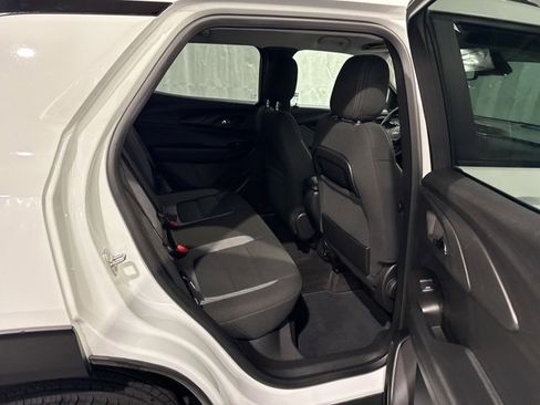 Certified 2023 Chevrolet TrailBlazer LT w/ Convenience Package image 12