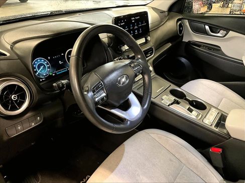 Used 2023 Hyundai Kona SEL w/ Cargo Package FWD image 8