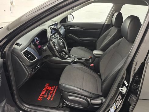 Used 2021 Kia Seltos S FWD image 17