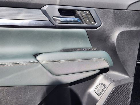 New 2026 GMC Terrain AT4 w/ Convenience Package III image 17