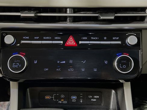 Used 2025 Hyundai Tucson SEL FWD image 26