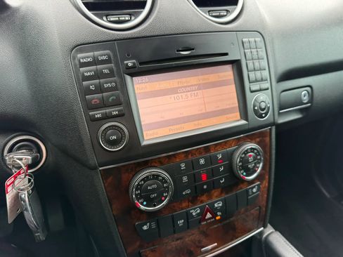 Used 2010 Mercedes-Benz ML 550 4MATIC image 20