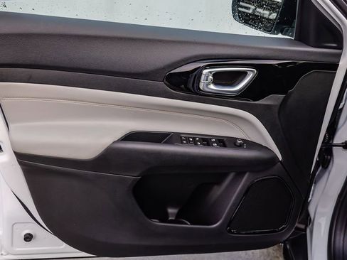 New 2026 Jeep Compass Limited image 21