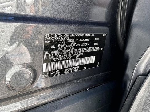 Used 2024 Toyota RAV4 XLE image 16