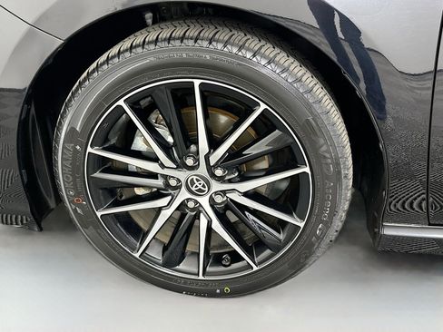 Certified 2024 Toyota Camry SE FWD image 29