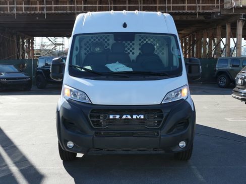 New 2024 RAM ProMaster 2500 w/ Convenience Group image 7