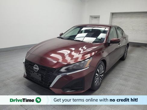 Used 2023 Nissan Altima 2.5 SV image 1