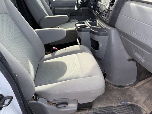 Used 2014 Ford E-250 and Econoline 250 E-250 CARGO VAN image 11