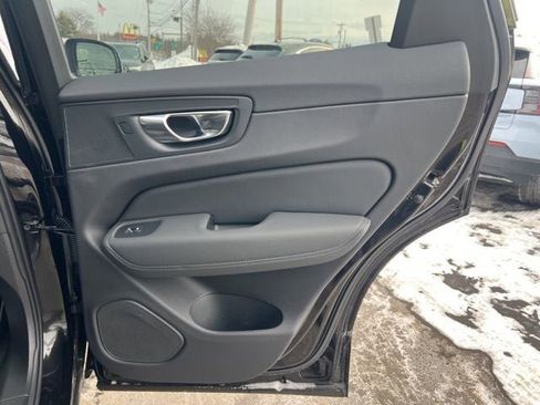 New 2026 Volvo XC60 B5 Plus w/ Protection Package Premier AWD/4WD image 15