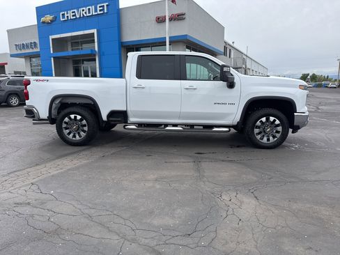 New 2025 Chevrolet Silverado 2500 LT image 2