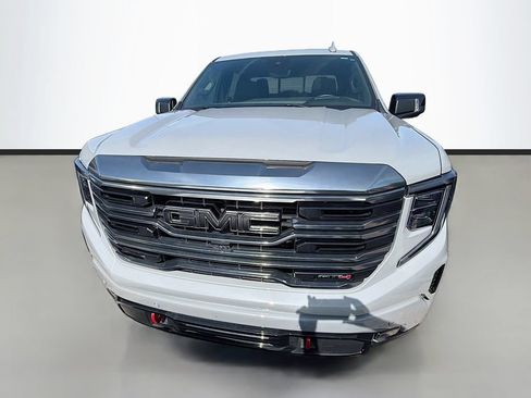 Used 2024 GMC Sierra 1500 AT4 w/ Technology Package AWD/4WD image 2