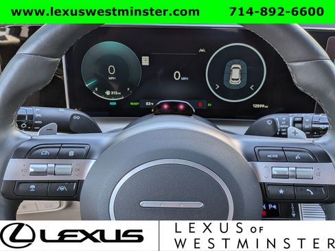 Used 2025 Hyundai Tucson Limited AWD/4WD image 23