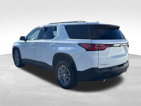 Used 2023 Chevrolet Traverse LT AWD/4WD image 3