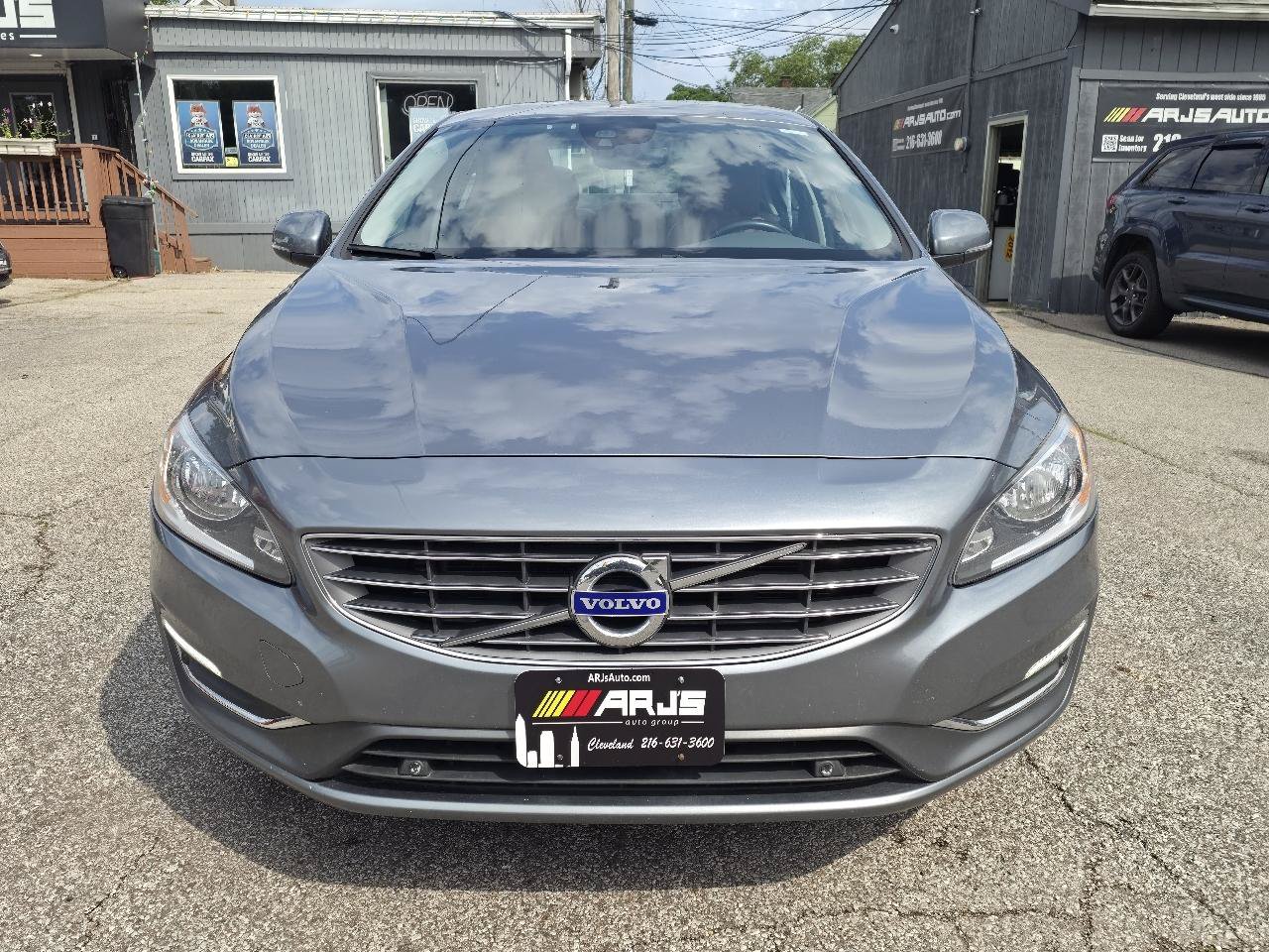 Used 2017 Volvo S60 T5 Inscription AWD/4WD image 2