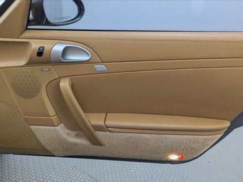 Used 2005 Porsche 911 Carrera S RWD image 18