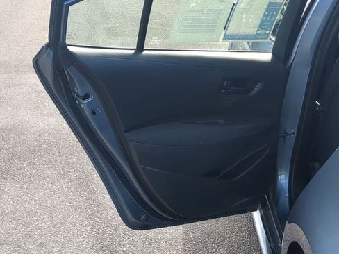Used 2023 Toyota Corolla LE image 34