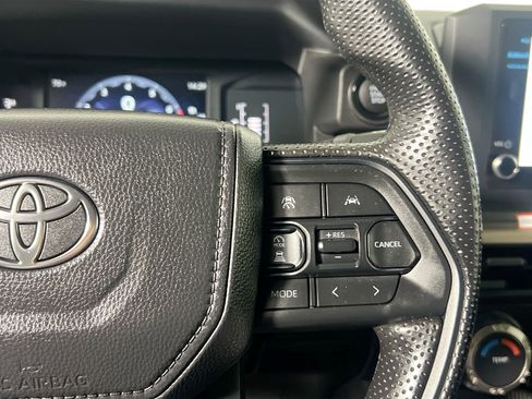 Used 2025 Toyota Tacoma SR5 image 19