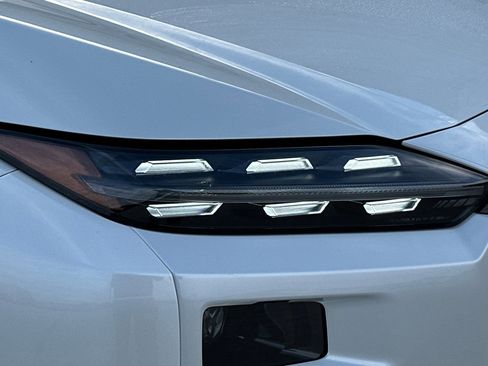 New 2026 Subaru Solterra AWD/4WD image 31