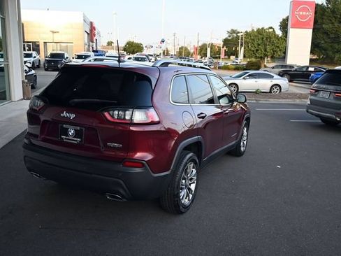 Used 2021 Jeep Cherokee Latitude Lux w/ Sun & Sound Group FWD image 10