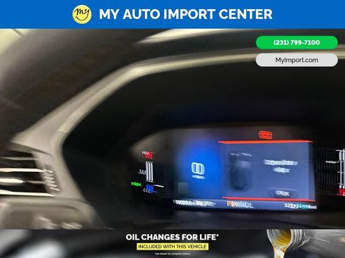Used 2025 Ford Escape SE FWD image 18